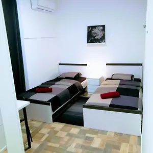 pula-center-studio-apartments.pula-hotels.org/