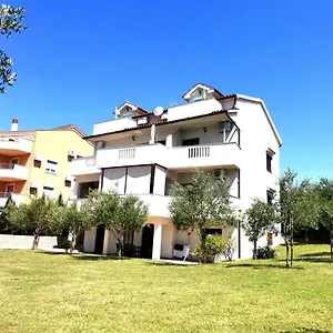 Ana Apartment Medulin