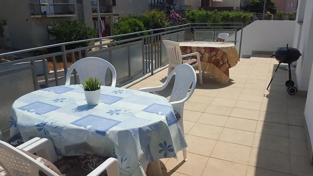 Studio Apartments Shanti Zadar