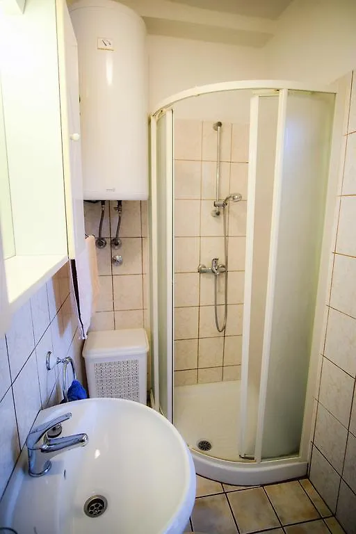 Studio Apartments Shanti Zadar