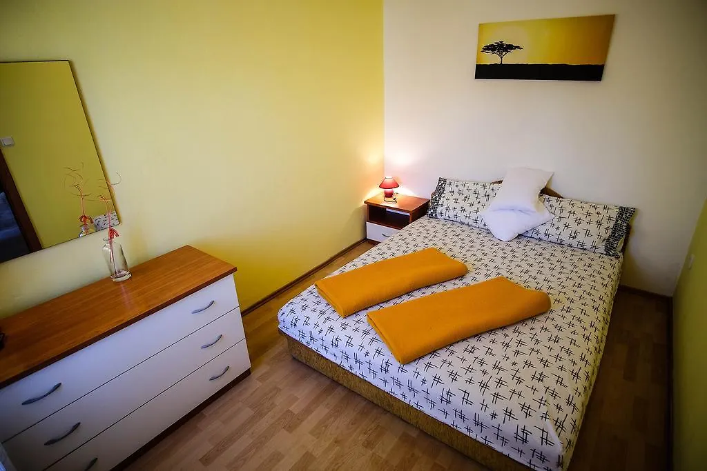 Studio Apartments Shanti Zadar