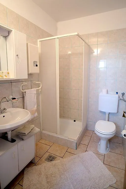 Studio Apartments Shanti Zadar
