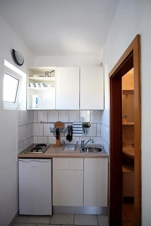 Studio Apartments Shanti Zadar