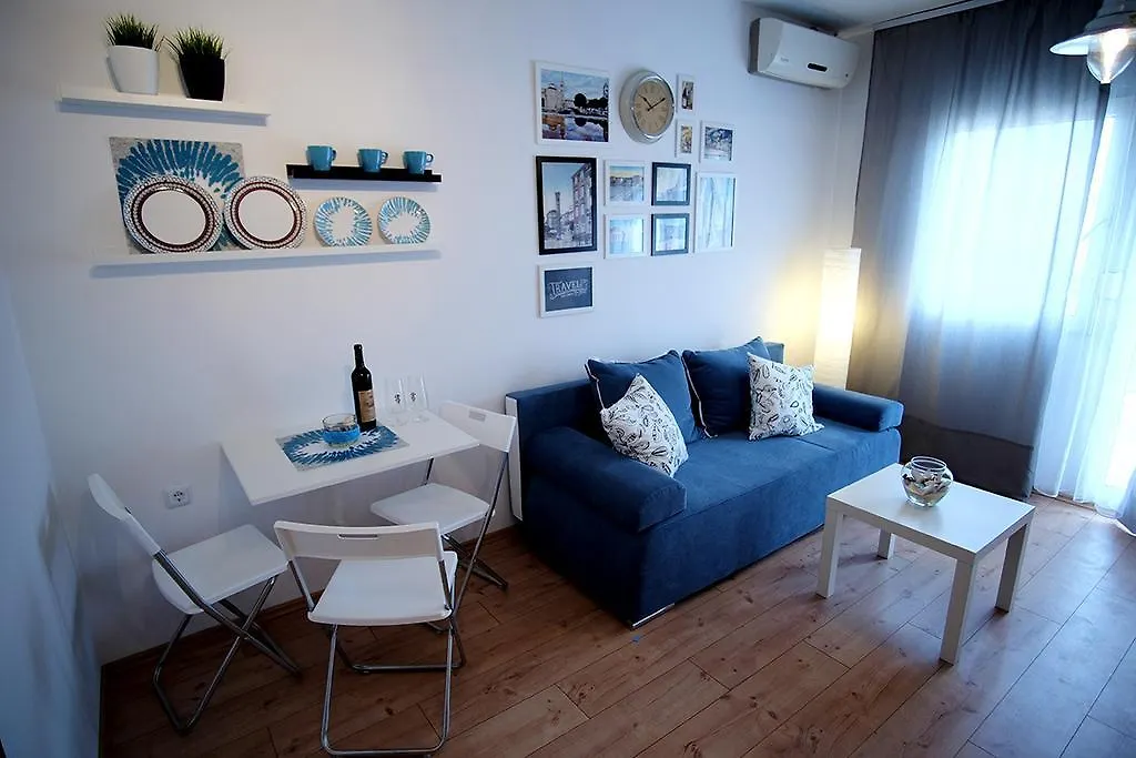 Studio Apartments Shanti contacts
